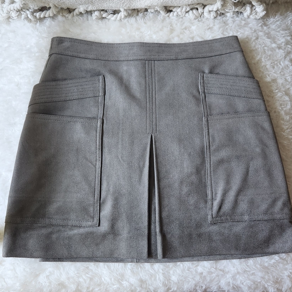 BCBG XS Faux Suede Grey Skirt